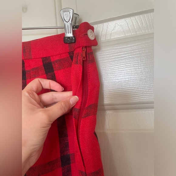 Vintage Giorgio Sant Angelo linen black and red plaid skirt 6 - Picture 3 of 7